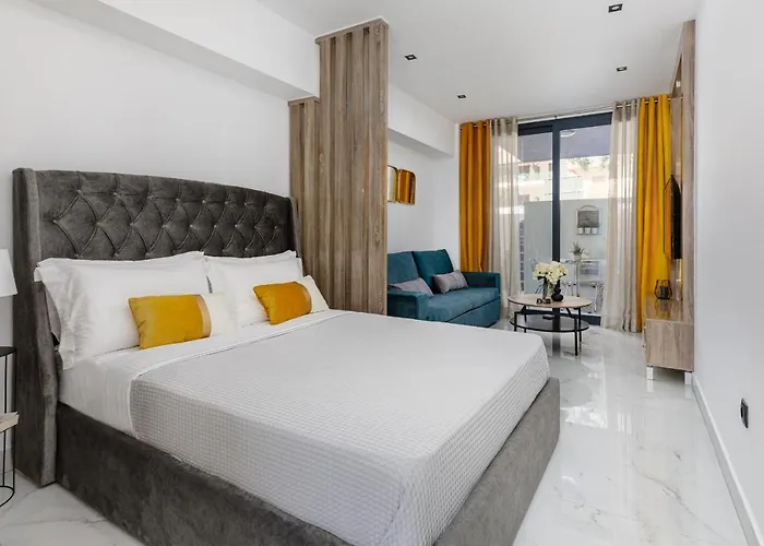 Calm Chaos 2 Lejlighed *